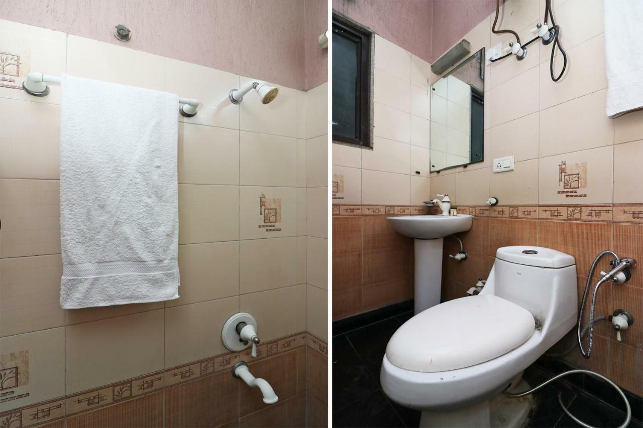 Oyo 24672 Bharat Guest House Delhi  Bagian luar foto
